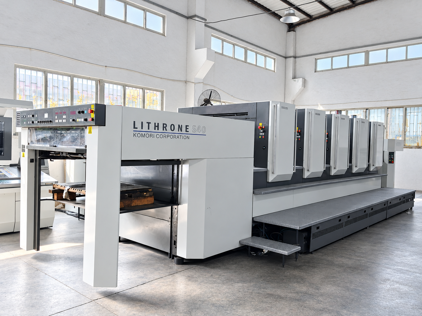 LS-540 印刷机侧面